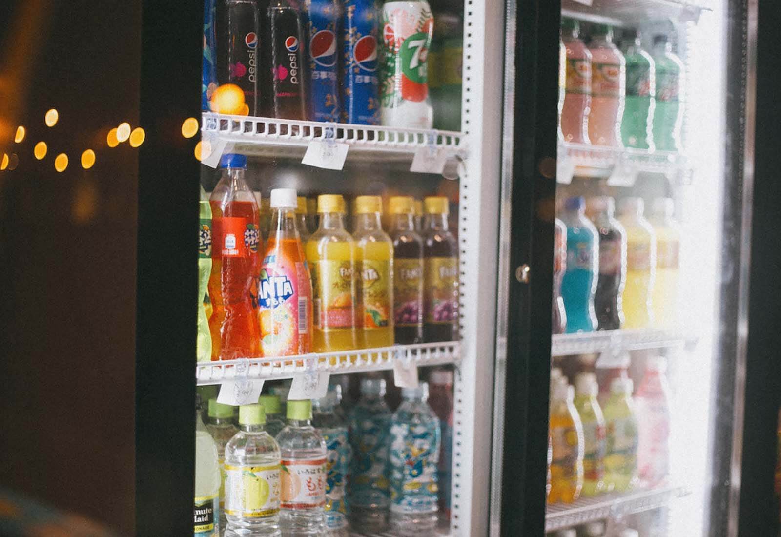 Waarom je een glasdeur koelkast niet kunt missen in een horecazaak
