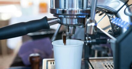 Koffie Op Kantoor: Hoeveel Drinken We?